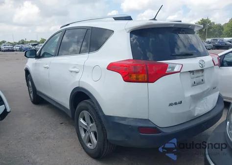 2014 Toyota Rav4 Xle z USA, uszkodzony, nr VIN 2T3WFREV4EW099202